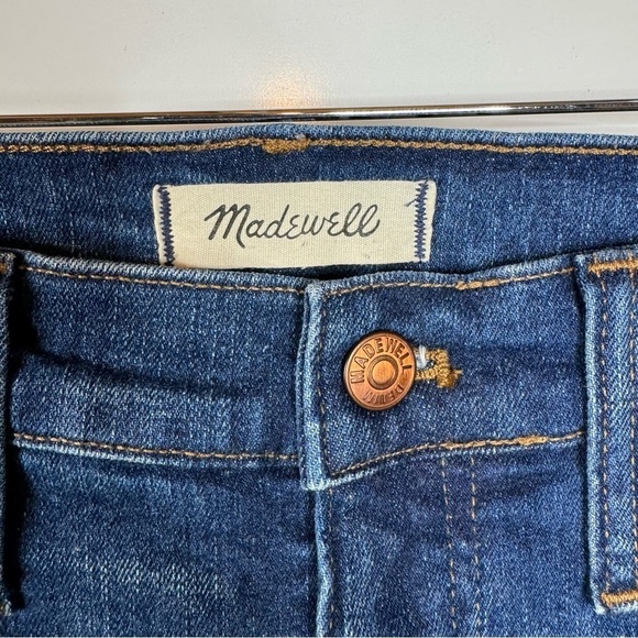 Madewell 10" High-Rise Skinny Jeans: Cutout Tulip Hem Edition Size 32 Tall - Picture 7 of 10